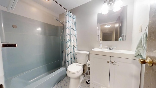 full bath featuring toilet, vanity, and shower / bath combo