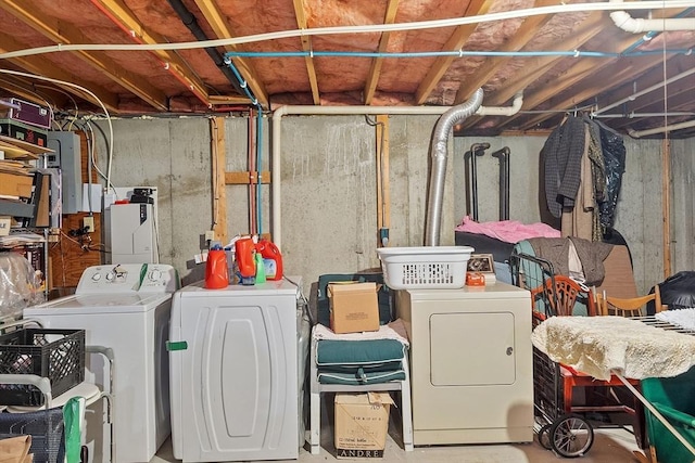 165 Bayberry Hill Ln Unit 165, Leominster, MA 01453 - unfinished below grade area with washing machine and dryer