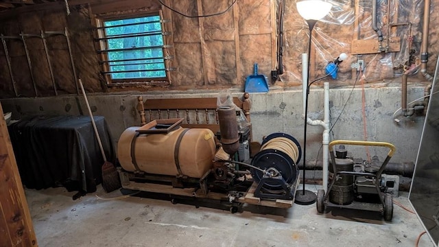 17 Laurel Dr, Millbury, MA 01527 - detailed view of unfinished concrete floors