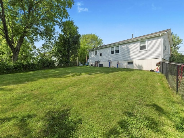 20 Dunshire Dr, Chelmsford, MA 01863 - rear view of property