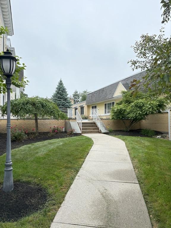 48 Phillips Rd Unit 17, Holden, MA 01520 - view of ranch-style house