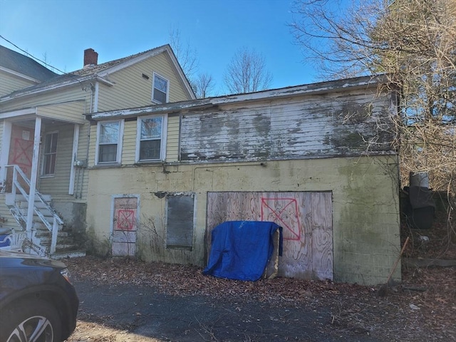 view of home's exterior