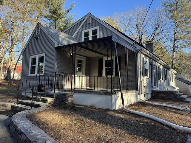 view of front facade with covered porch