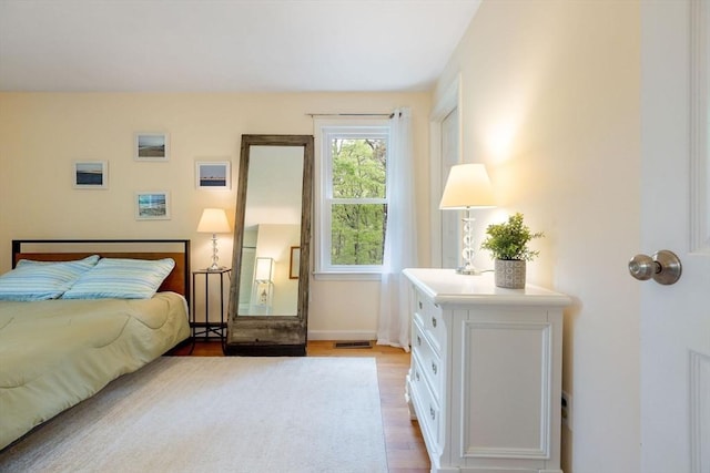 94 Pine View Dr, Brewster, MA 02631 - bedroom featuring light wood finished floors and baseboards