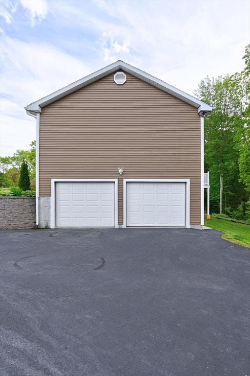 66 Eagle Dr, Dudley, MA 01571 - view of garage