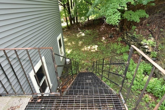 13 Main St, Framingham, MA 01702 - exterior view