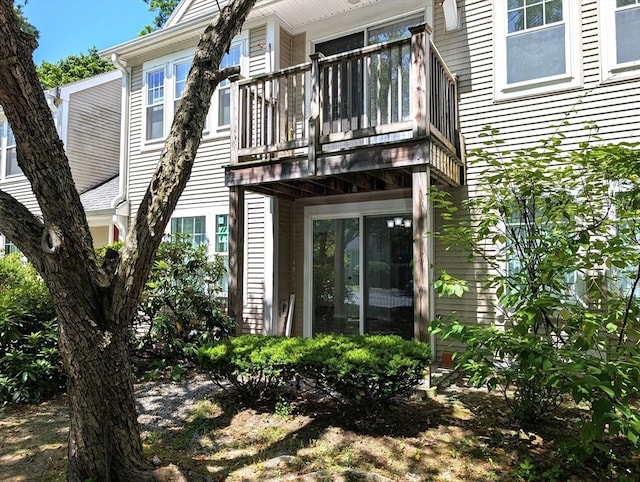 3202 Halcyon Dr Unit 3202, Worcester, MA 01606 - rear view of house with a balcony