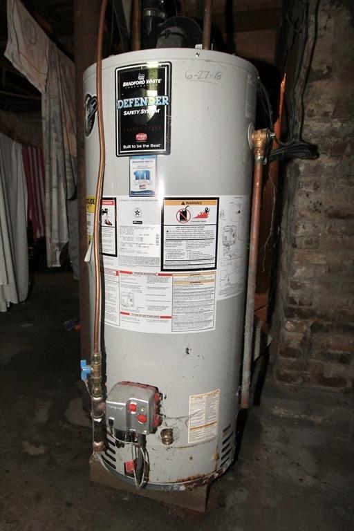 554 Wachusett St, Holden, MA 01520 - utility room with gas water heater