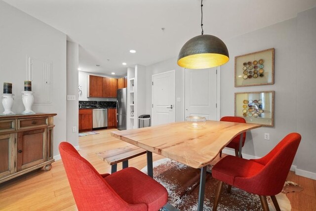 16 Miner St Unit 307, Boston, MA 02215 - dining room with light wood-style floors, baseboards, and recessed lighting