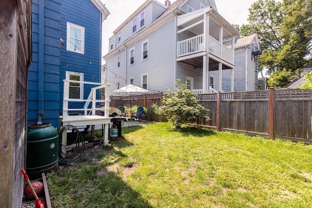 13 Sargent Ave Unit 1, Somerville, MA 02145 - back of house with a fenced backyard