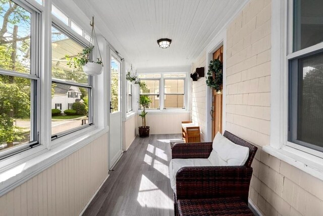 127 Highland Ave, Watertown, MA 02472 - view of sunroom / solarium