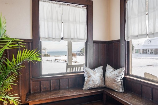 sitting room featuring a water view