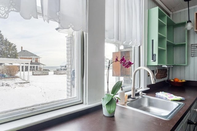 kitchen featuring sink