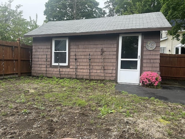 54 Brunswick Park, Melrose, MA 02176 - view of outbuilding with fence