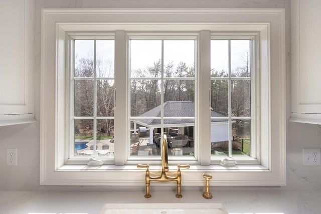 view of interior details