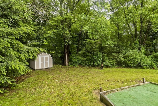 52 Marmon Ct, Springfield, MA 01129 - view of green lawn