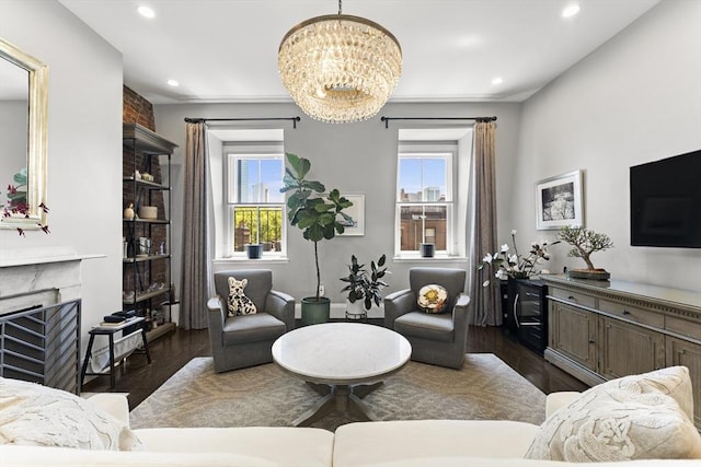 265 Beacon St Unit 5, Boston, MA 02116 - living area featuring plenty of natural light, a chandelier, dark wood-style flooring, and recessed lighting