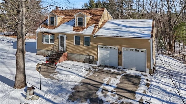 view of front of house featuring a garage