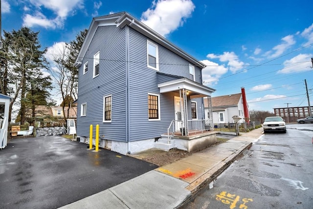 view of front of home