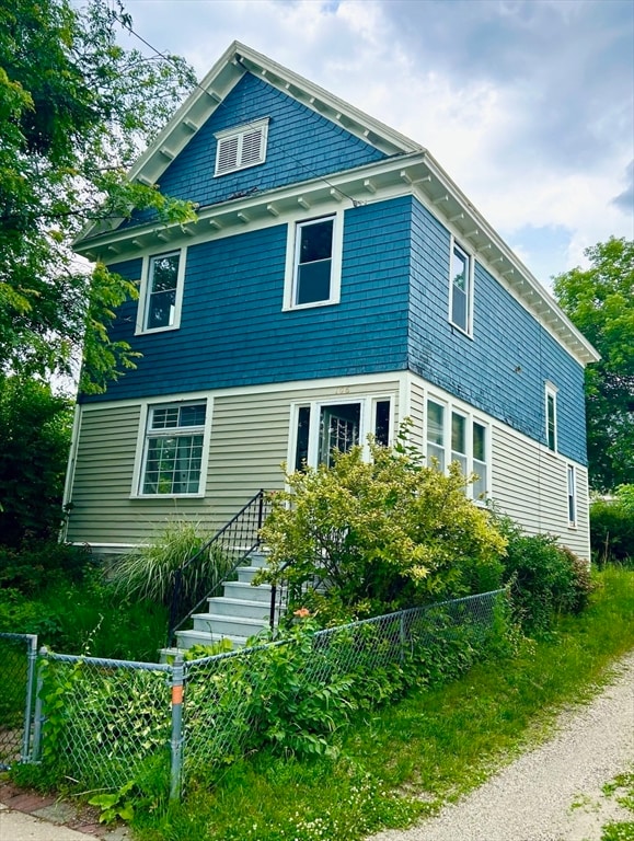 view of front of house