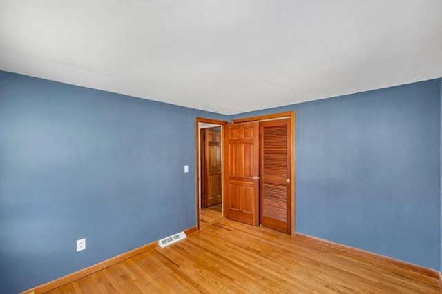 empty room featuring light hardwood / wood-style flooring