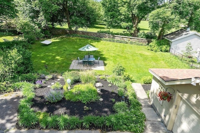 4 Pleasant View St, Methuen, MA 01844 - view of grassy yard