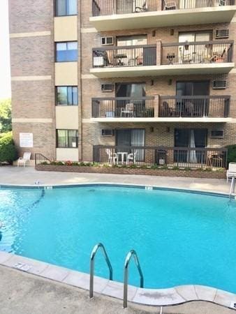 10 Williams St Unit 79, Watertown, MA 02472 - view of community pool