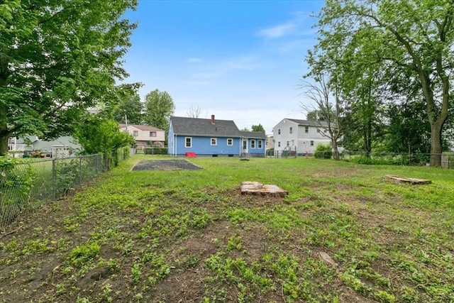 691 Beacon St, Lowell, MA 01850 - view of fenced backyard