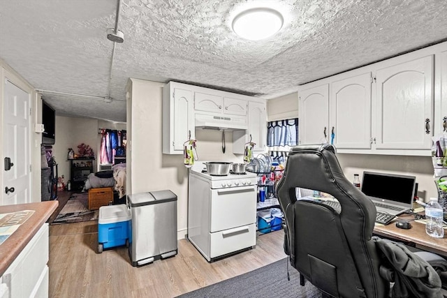 48-50 Portland St, Haverhill, MA 01830 - office area with light wood-style floors
