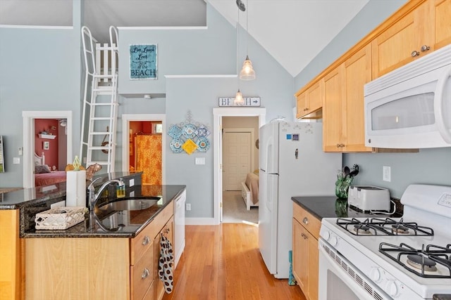5 Lazy Day Dr Unit 5, Westford, MA 01886 - kitchen with light brown cabinetry, a sink, light wood-style floors, white appliances, and high vaulted ceiling