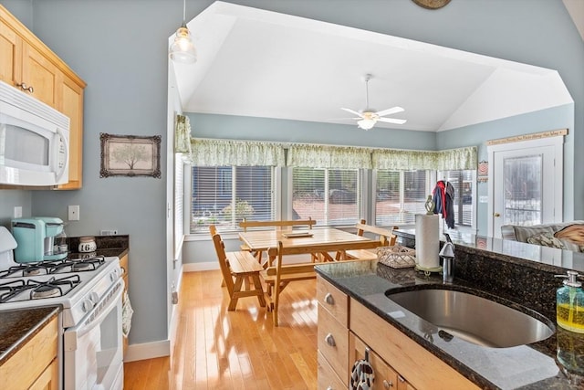 5 Lazy Day Dr Unit 5, Westford, MA 01886 - kitchen featuring white appliances, a healthy amount of sunlight, lofted ceiling, and light brown cabinets