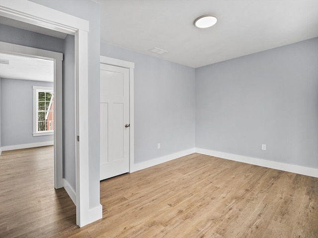 empty room featuring light hardwood / wood-style flooring