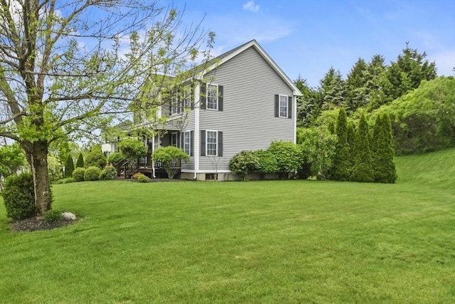 18 Jackson Ave, Rutland, MA 01543 - view of side of home featuring a lawn