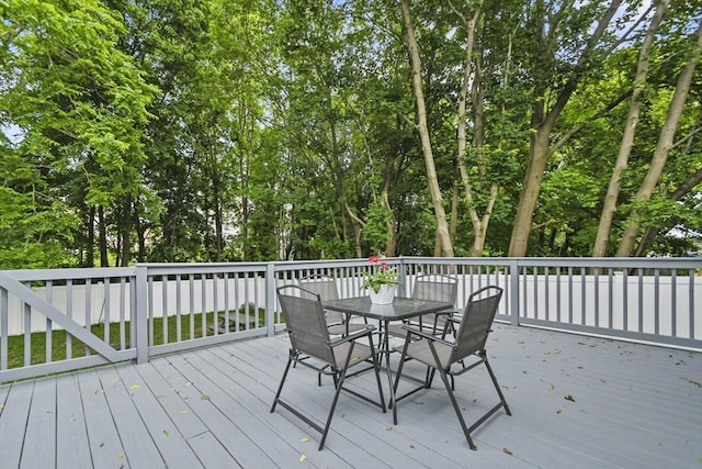 160 Regan St, Gardner, MA 01440 - deck featuring outdoor dining area