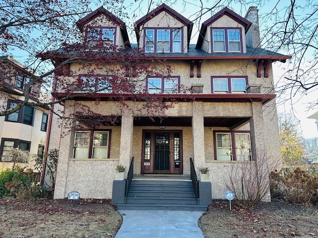 view of front facade featuring a porch