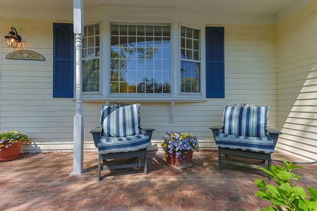 54 Mcnamara Ave, Yarmouth, MA 02673 - view of porch
