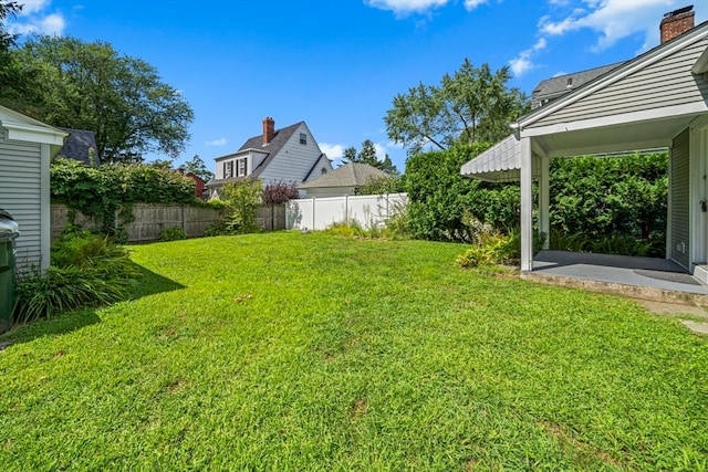 view of yard with a patio area