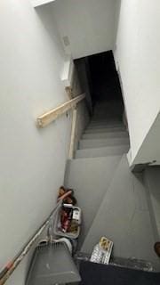 15 York St, Haverhill, MA 01830 - view of staircase
