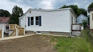 15 York St, Haverhill, MA 01830 - view of back of property