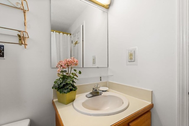 42 Brickett Hill Cir Unit 114, Haverhill, MA 01830 - full bath with vanity and toilet