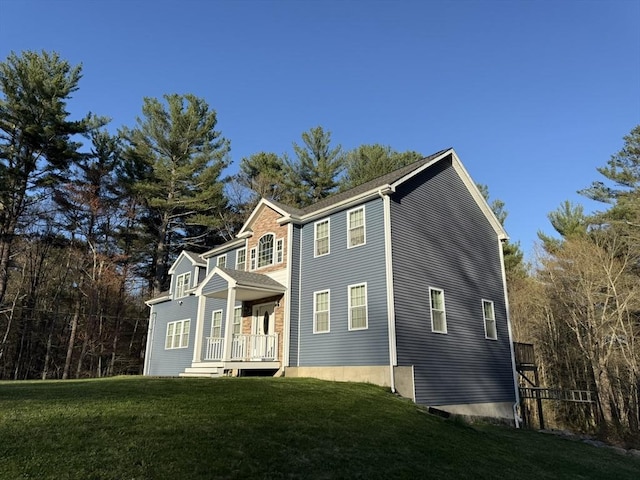 99 Dudley Rd, Oxford, MA 01540 - view of front facade with a front lawn and a porch