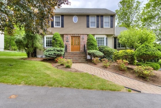 15 Bailin Dr, Worcester, MA 01604 - colonial-style house featuring a front yard