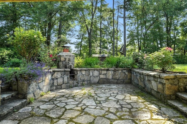9 E Colonial Rd, Wilbraham, MA 01095 - view of patio