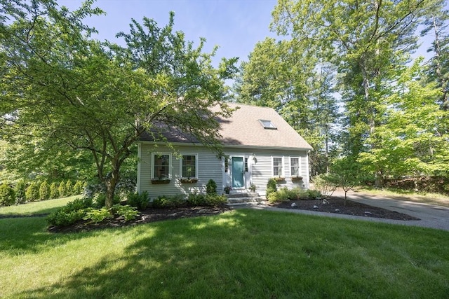 495 Creek St, Wrentham, MA 02093 - new england style home with a front lawn