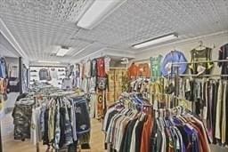 181 W St, Leominster, MA 01453 - view of spacious closet