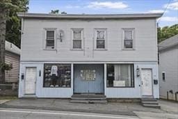 181 W St, Leominster, MA 01453 - view of front of house