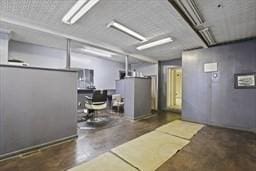 181 W St, Leominster, MA 01453 - interior space