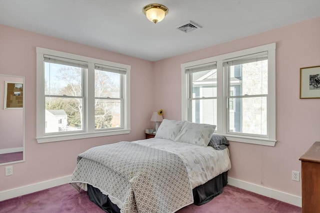 bedroom featuring carpet flooring