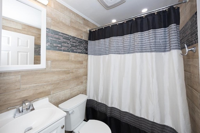 14 Adams Rd, Ashland, MA 01721 - bathroom with vanity and curtained shower