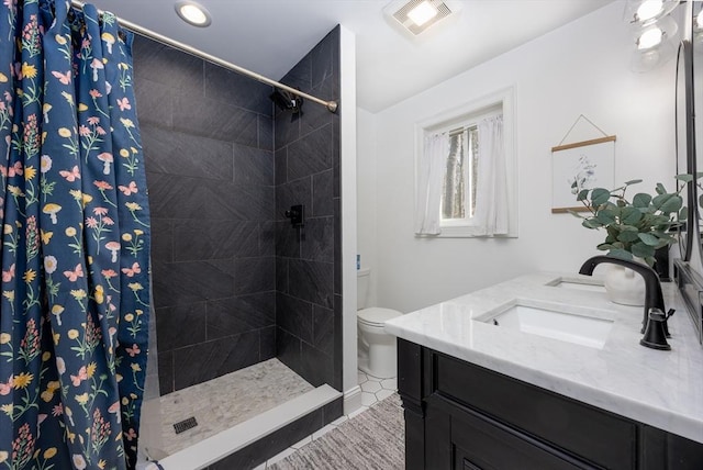 20 Bailey Shr, Hampstead, NH 03841 - full bathroom featuring a tile shower, toilet, and vanity